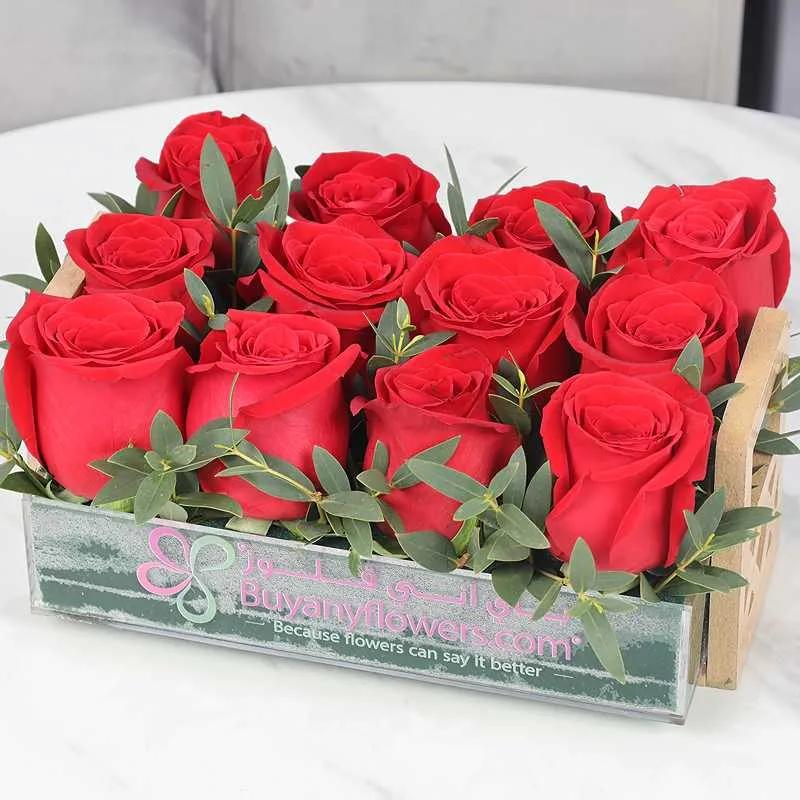 Classic Love 12 Red Roses in Tray