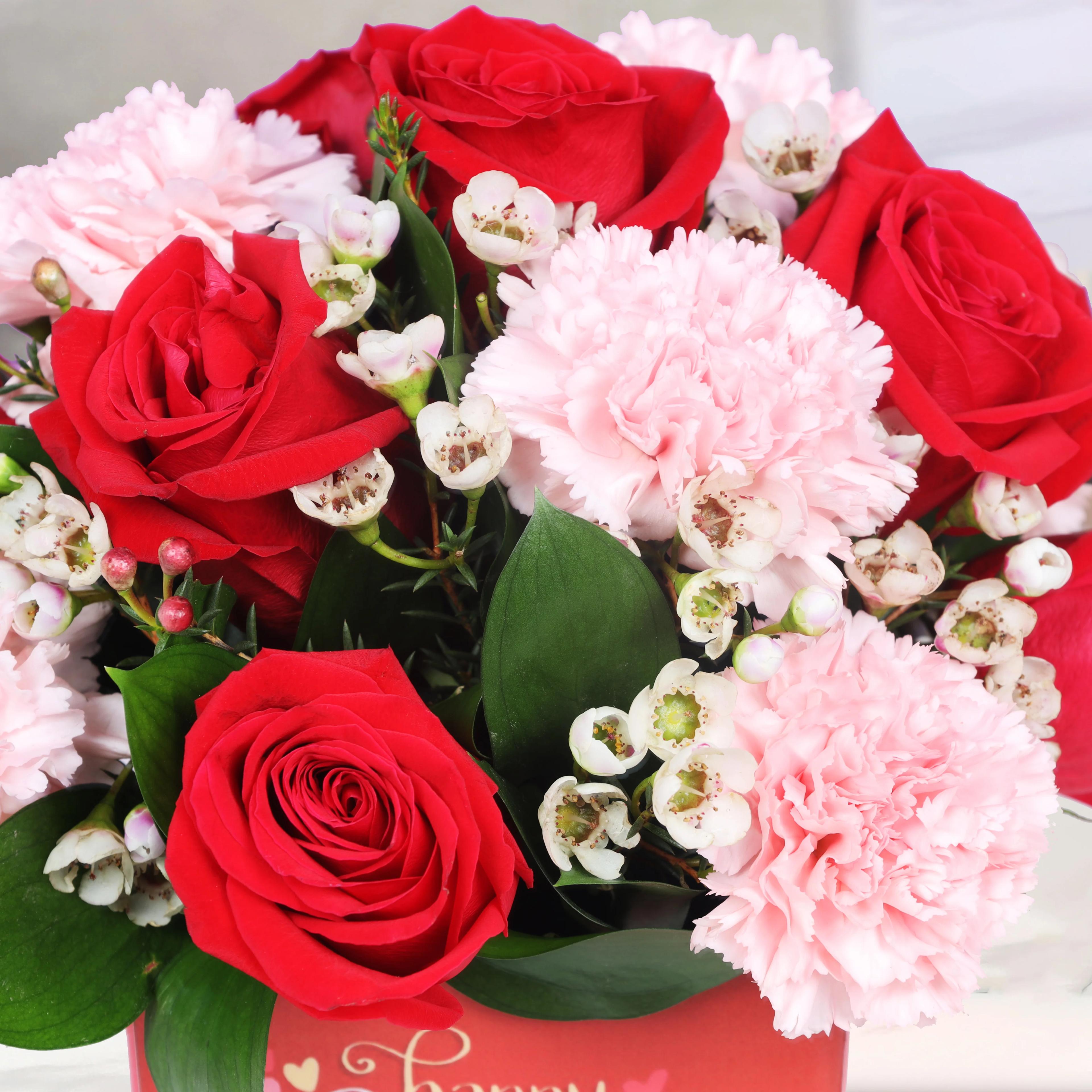 Flower Arrangement For Valentine