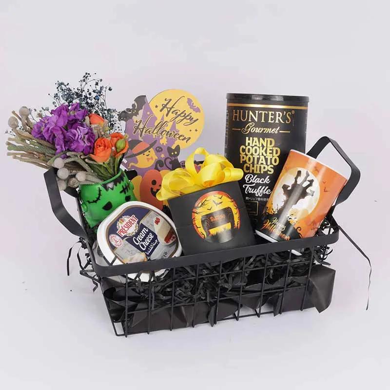 Halloween Greetings Basket