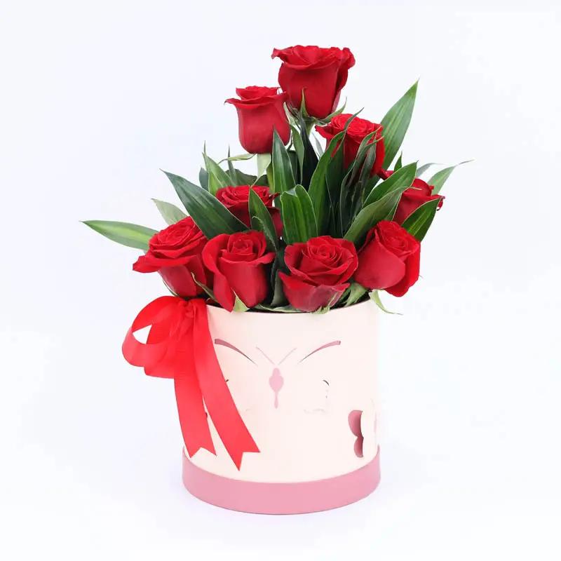 Innocence 9 Red Roses Box