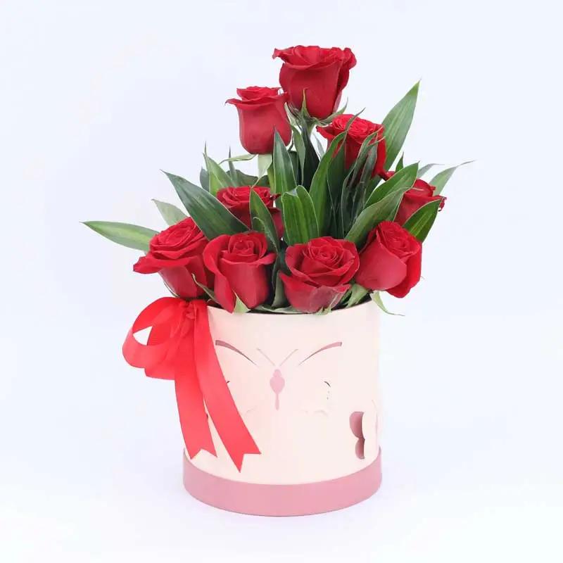 Innocence 9 Red Roses Box Trio