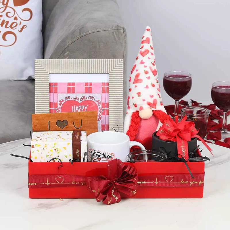 Moments Valentine Gift Hamper