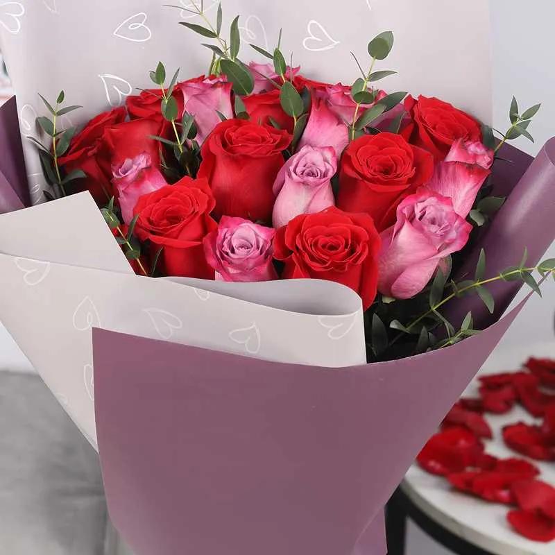 Queen of Heart 21 Roses Bouquet