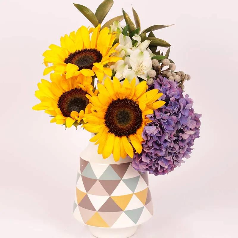 Radiant Flower Arrangement