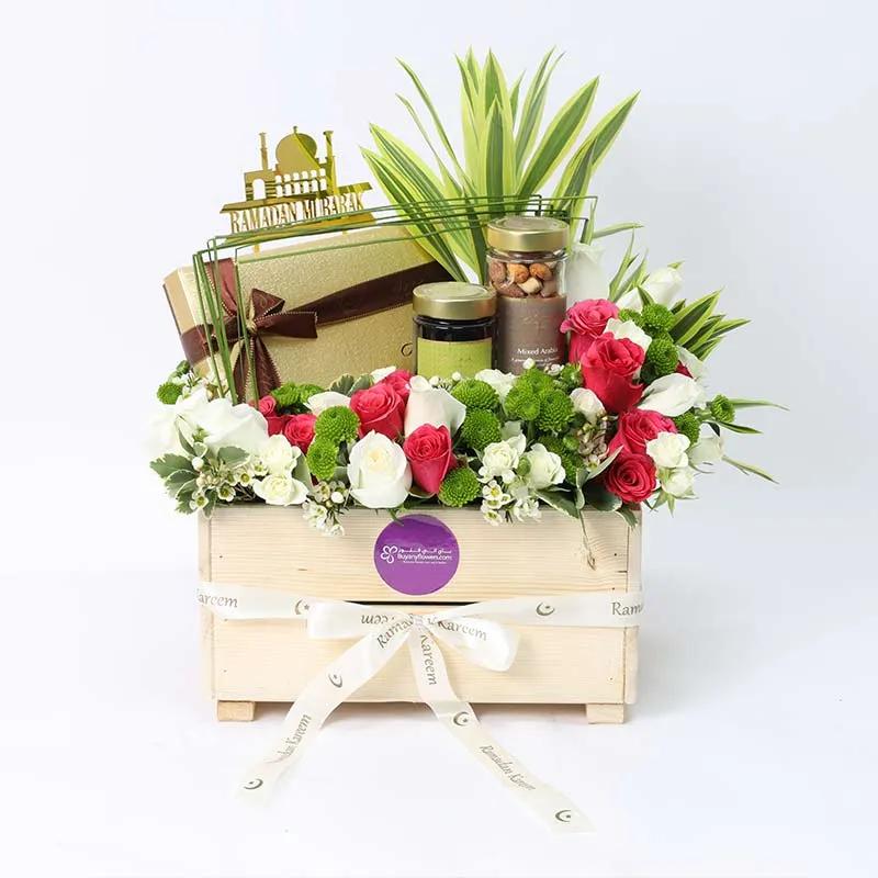 Ramadan Bateel Floral Hamper