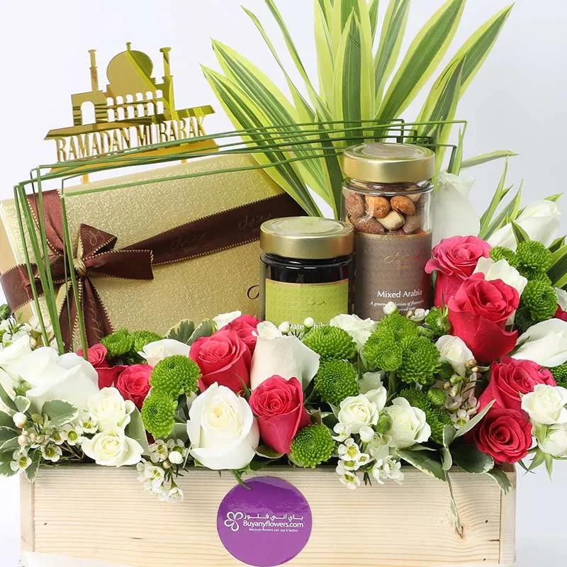 Ramadan Bateel Floral Hamper