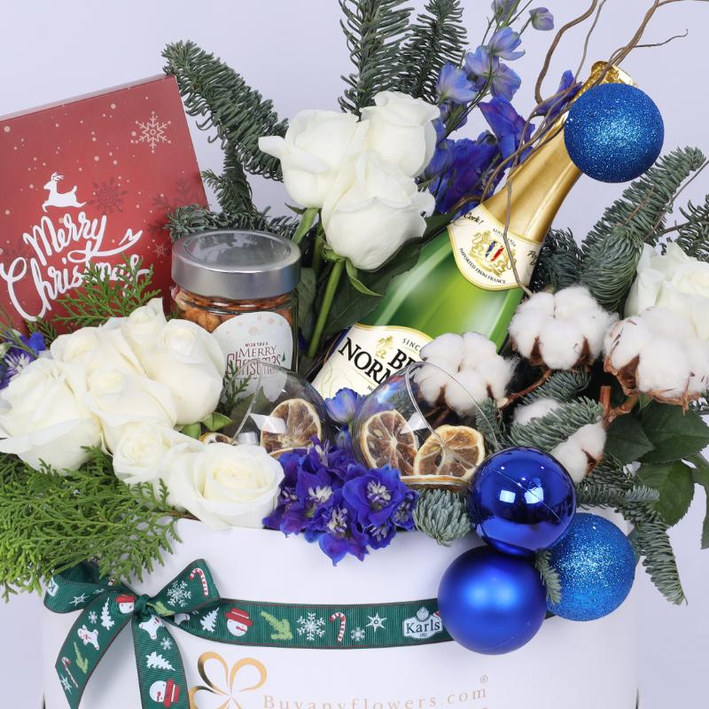 Sparkling Christmas Flower Hamper